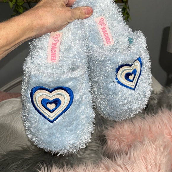Fuzzy Slippers Rachel Girls 2/3 Large House Shoes Baby Blue Slip On - Picture 2 of 12